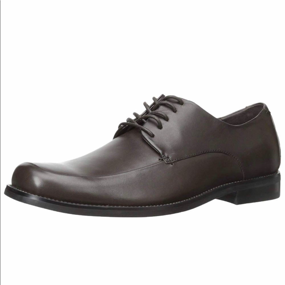 Men’s new Calvin Klein dress shoe assorted sizes